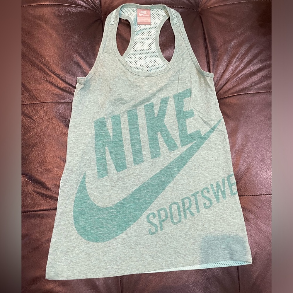 Nike Women’s Athletic Tank (S)